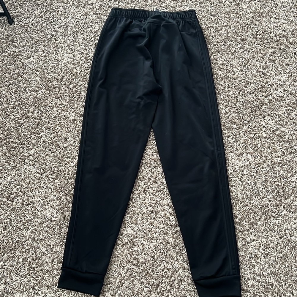 Men’s Adidas sweatpants